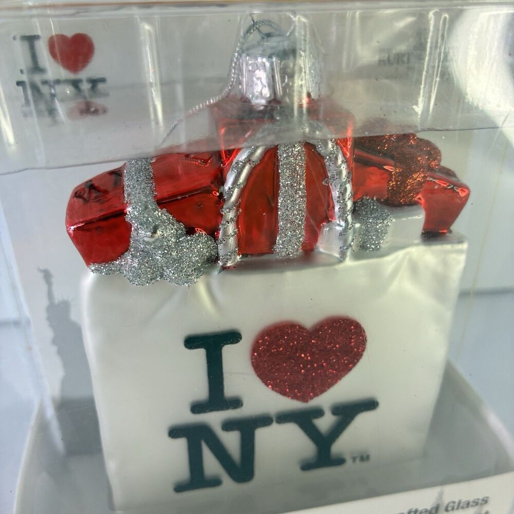 I Love NY New York Christmas Ornament Shopping Bag Package Blown Glass Adler NEW - Picture 2 of 5